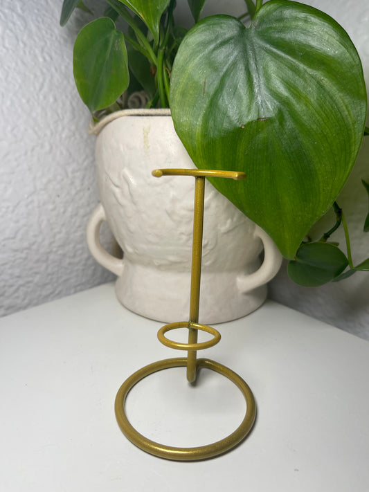 Wand Stand Gold (small)